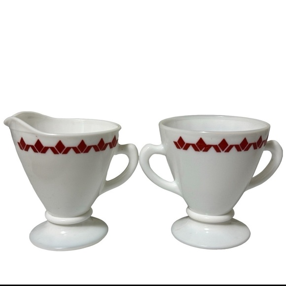 Vintage Hazel Atlas Milk Glass Footed Sugar Creamer Red Diamond Tulips - Picture 2 of 8